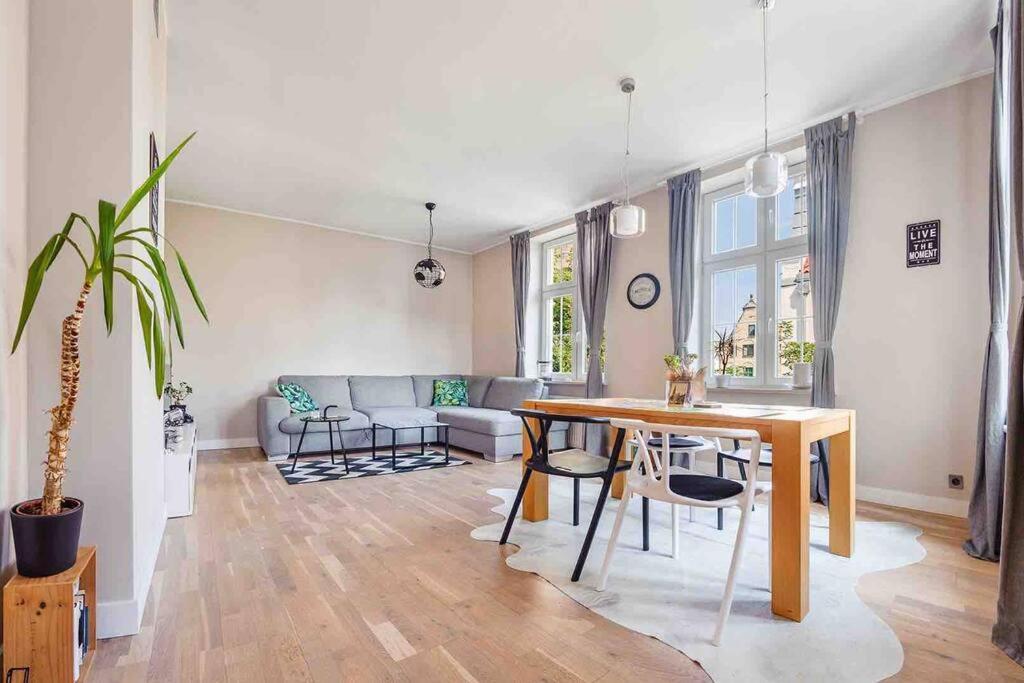 Urokliwy Apartament Gdansk Lägenhet Exteriör bild